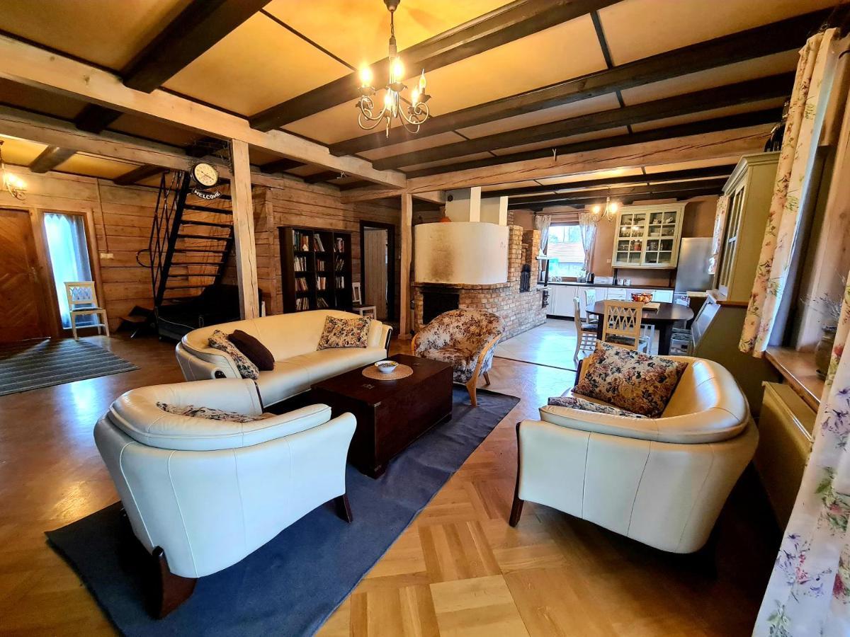 Dworek Ogrodniki: Rustic Retreat with Pool, Sauna, and Lakeside Charm Tuczna Exterior photo