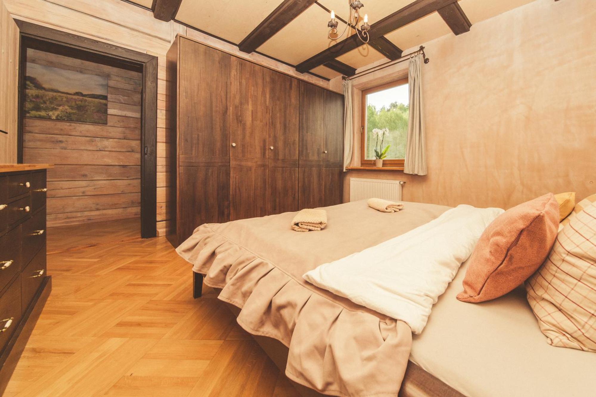 Dworek Ogrodniki: Rustic Retreat with Pool, Sauna, and Lakeside Charm Tuczna Exterior photo